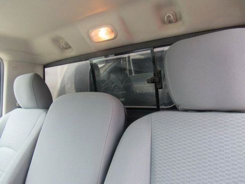 Used 2018 RAM 2500 Tradesman w/ Chrome Appearance Group AWD/4WD image 26