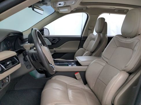 Used 2023 Lincoln Aviator Reserve w/ Equipment Group 201A image 18