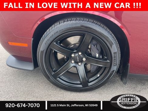Used 2022 Dodge Challenger SRT Hellcat image 7