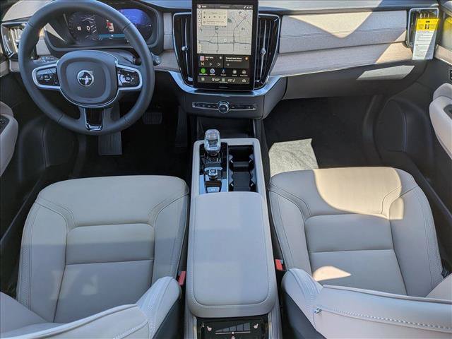 New 2026 Volvo XC90 T8 Plus w/ Protection Package Premier AWD/4WD image 16