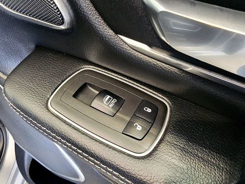 Used 2022 RAM 1500 Laramie image 42