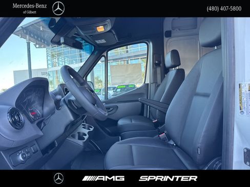 New 2025 Mercedes-Benz Sprinter 2500 image 23