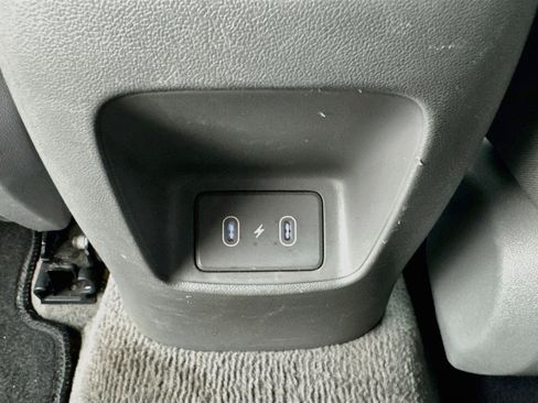 Used 2024 Hyundai Elantra SEL w/ Convenience Package FWD image 17