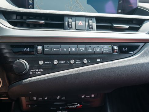Used 2019 Lexus ES 350 F Sport w/ Accessory Package 2 FWD image 32