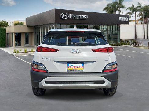 Certified 2023 Hyundai Kona SE AWD/4WD image 4