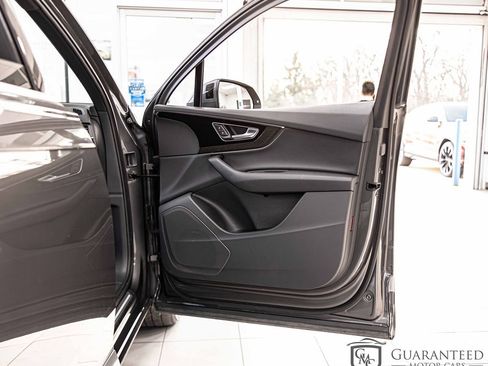 Used 2019 Audi Q7 3.0T Premium w/ Convenience Package image 43