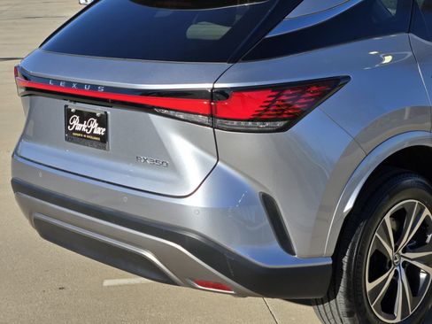 Used 2024 Lexus RX 350 FWD image 17