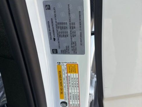 New 2026 Chevrolet Suburban LS image 13