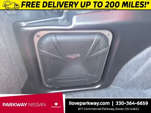 Used 2010 Dodge Challenger SRT8 w/ SRT Option Group II image 30