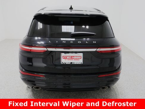 Used 2024 Lincoln Corsair Reserve w/ Equipment Group 201A image 8