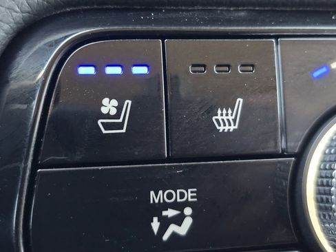 Certified 2025 Honda Pilot Elite image 10