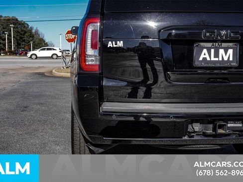 Used 2019 GMC Yukon SLT w/ Open Road Package image 16