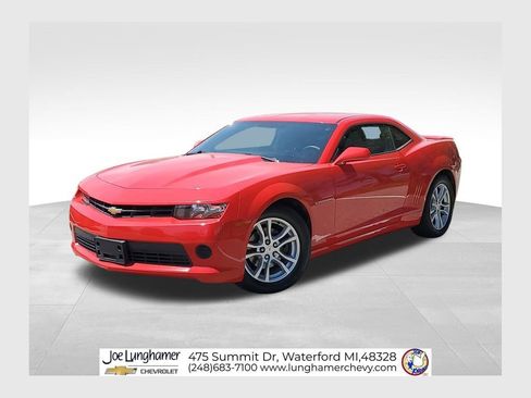 Used 2015 Chevrolet Camaro LS RWD image 1