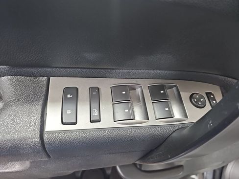 Used 2013 Chevrolet Silverado 2500 LT w/ Interior Plus Package AWD/4WD image 31