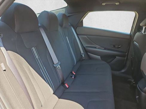 Used 2026 Hyundai Elantra Sport FWD image 19