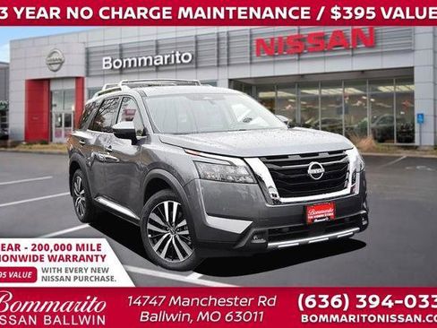 New 2025 Nissan Pathfinder Platinum image 1