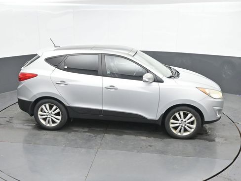 Used 2011 Hyundai Tucson Limited w/ Premium Pkg 3 FWD image 28