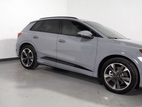 Used 2024 Audi Q4 e-tron Premium Plus w/ Premium Plus image 43