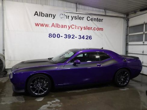 Certified 2023 Dodge Challenger R/T w/ T/A Package image 1