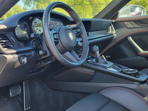 Certified 2022 Porsche 911 GT3 RWD image 4