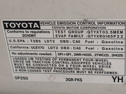 Used 2016 Toyota Tacoma TRD Off-Road w/ Towing Package image 13