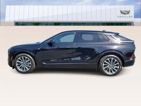 Certified 2024 Cadillac Lyriq Sport AWD/4WD image 5