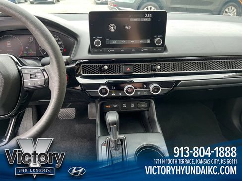 Used 2025 Honda Civic LX image 17