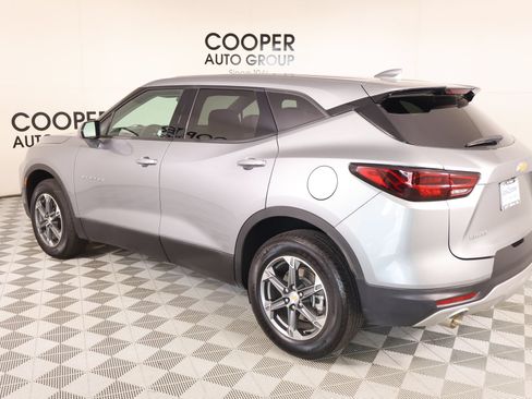 Used 2025 Chevrolet Blazer LT FWD image 22