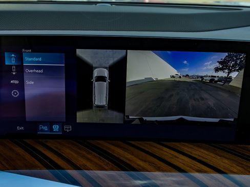 Used 2026 Cadillac Escalade Platinum Sport w/ LPO, ONYX Package image 24