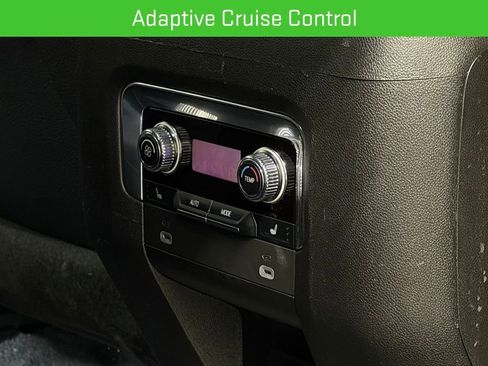 Certified 2023 GMC Yukon Denali image 26