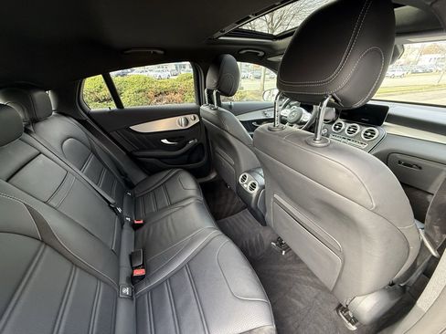 Used 2020 Mercedes-Benz GLC 63 AMG 4MATIC Coupe image 39