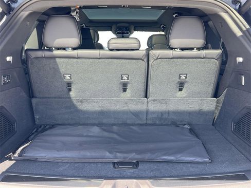 New 2026 Cadillac Escalade IQ Luxury 1 image 32