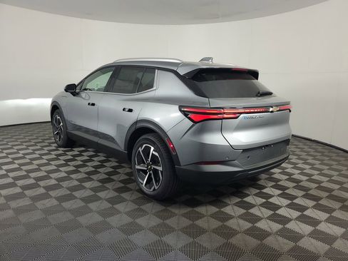 New 2026 Chevrolet Equinox EV LT image 6