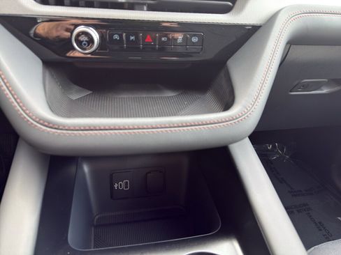 New 2026 Ford Explorer Active AWD/4WD image 36