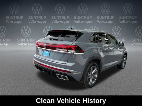 Used 2024 Volkswagen Atlas Cross Sport SEL R-Line AWD/4WD image 5