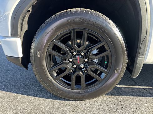 Used 2025 GMC Sierra 1500 Elevation AWD/4WD image 13