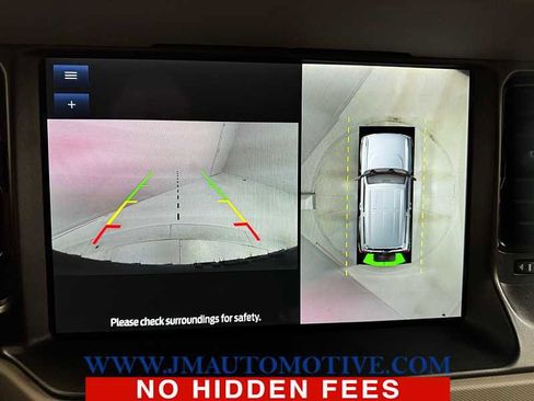 Used 2023 Ford Bronco Wildtrak image 29