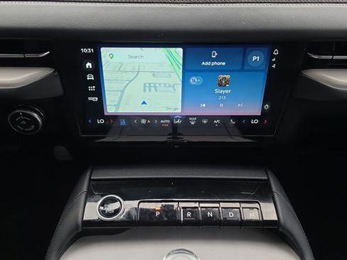 Used 2025 Lincoln Navigator Reserve AWD/4WD image 9