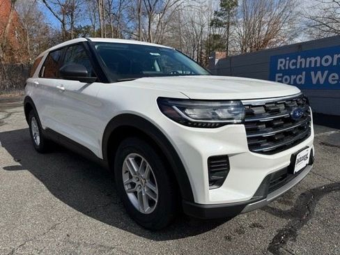 New 2026 Ford Explorer Active image 7