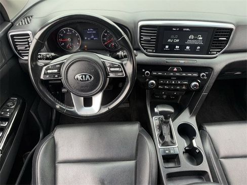 Used 2022 Kia Sportage EX image 12