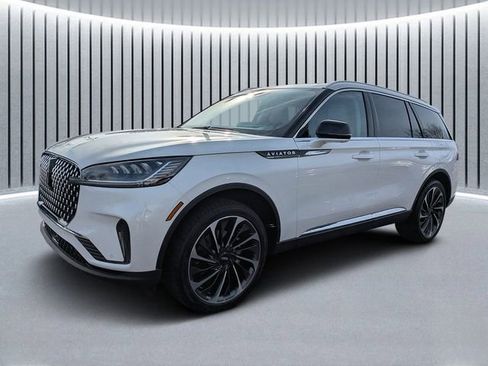 New 2026 Lincoln Aviator Reserve image 5