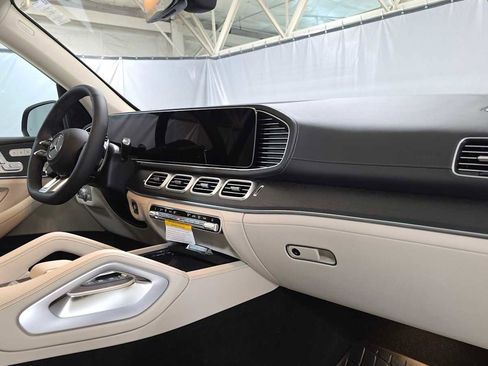 New 2026 Mercedes-Benz GLE 53 AMG 4MATIC image 11