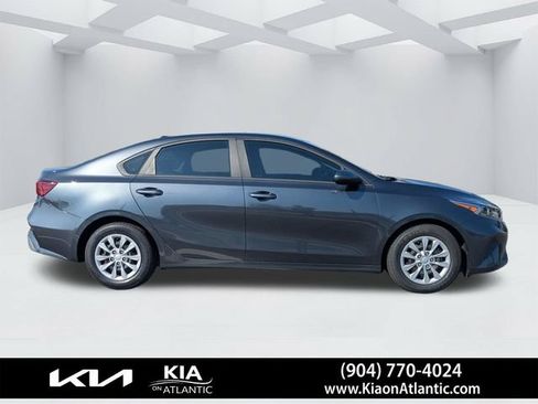 Used 2024 Kia Forte LX FWD image 2