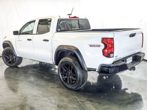 Used 2023 Chevrolet Colorado Trail Boss w/ Technology Package image 9