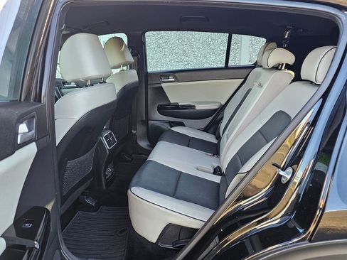 Used 2018 Kia Sportage EX w/ EX Sport Appearance Package image 13