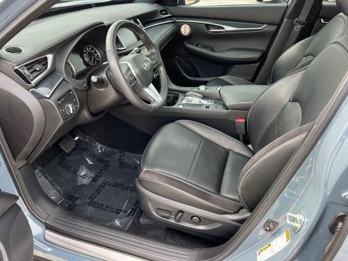 Used 2024 INFINITI QX50 Sport image 9
