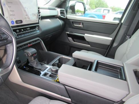Used 2025 Toyota Tundra Limited w/ TRD Off-Road Package AWD/4WD image 18