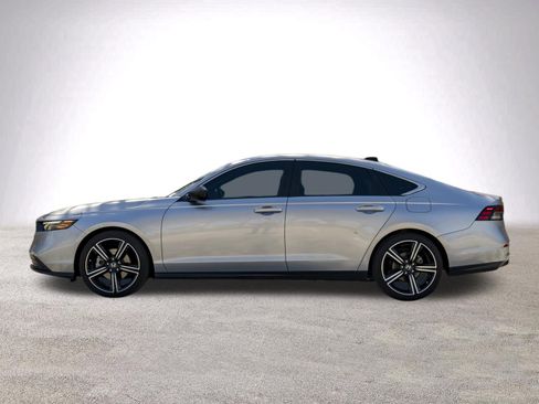 Used 2024 Honda Accord Sport image 6