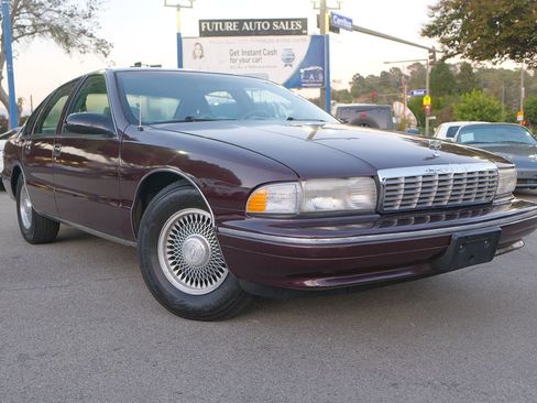 Used 1996 Chevrolet Caprice SS image 3