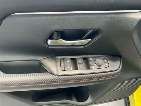 New 2025 Nissan Kicks SR image 13